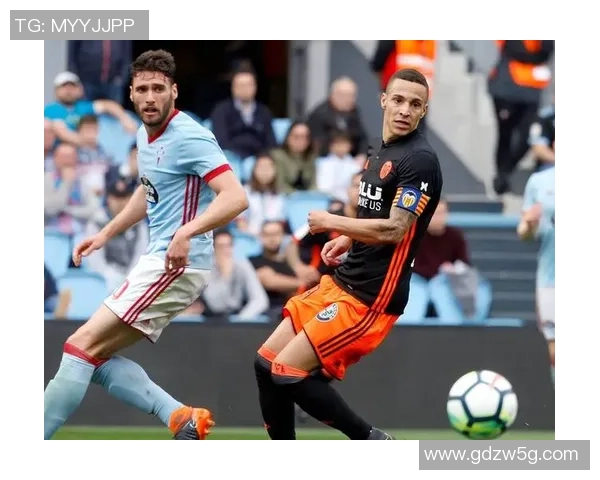 欧联杯精彩对决里昂与那不勒斯战成平局十大进球瞬间引爆全场激情